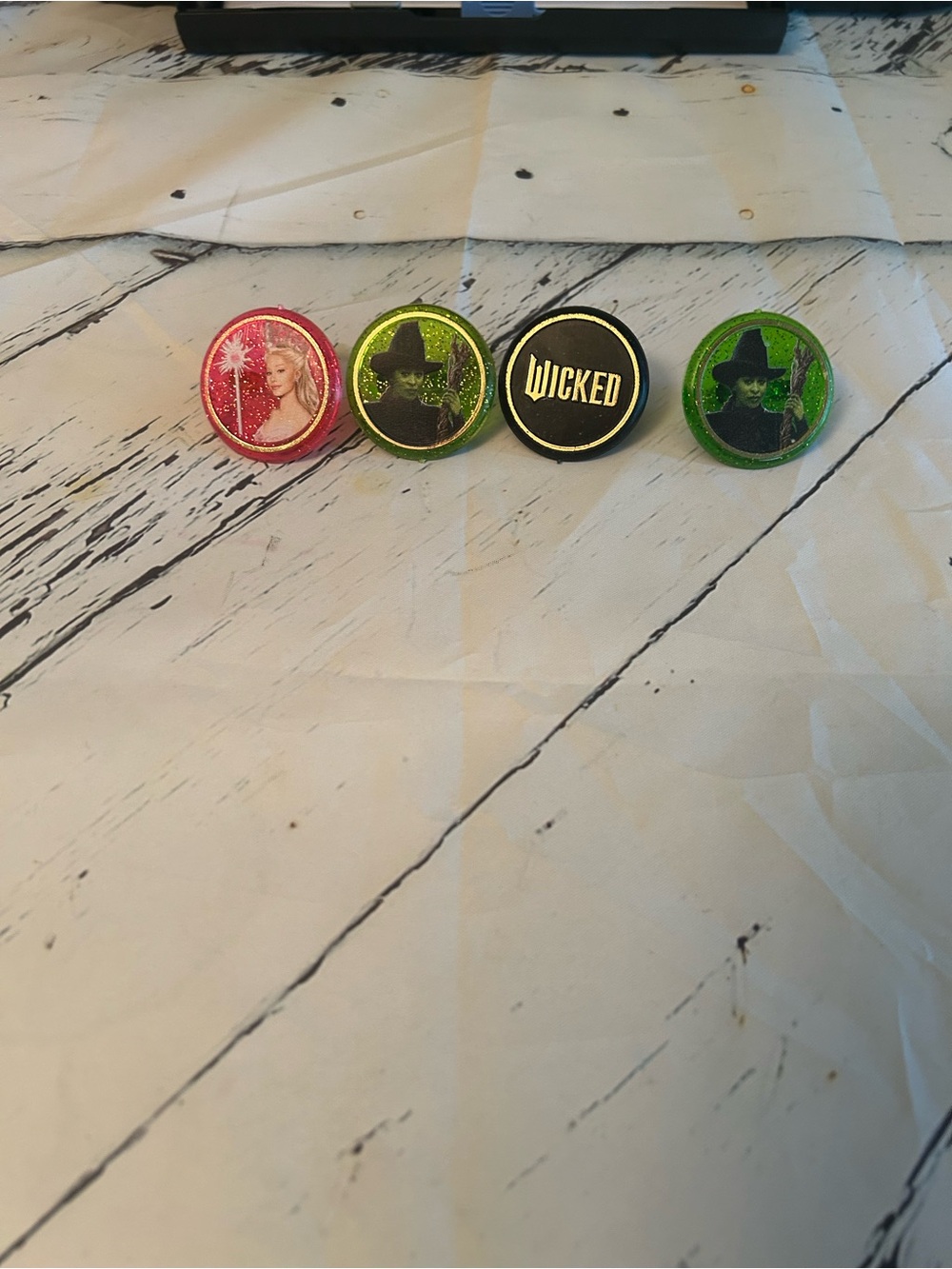 Wicked Ring set of 4